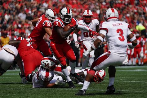 The 19 oldest rivalries in college football .